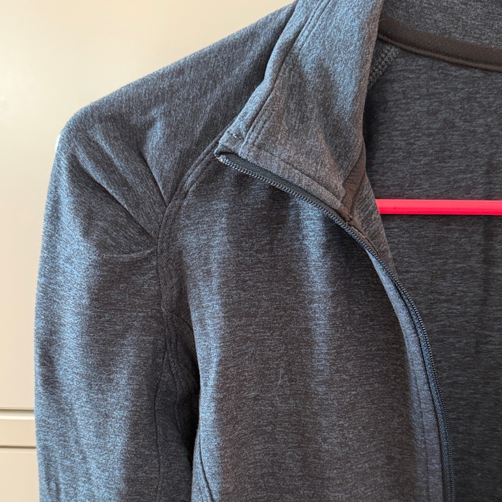 lululemon athletica Heathered Blue/Black Half-Zip Pullover - Picture 8 of 11